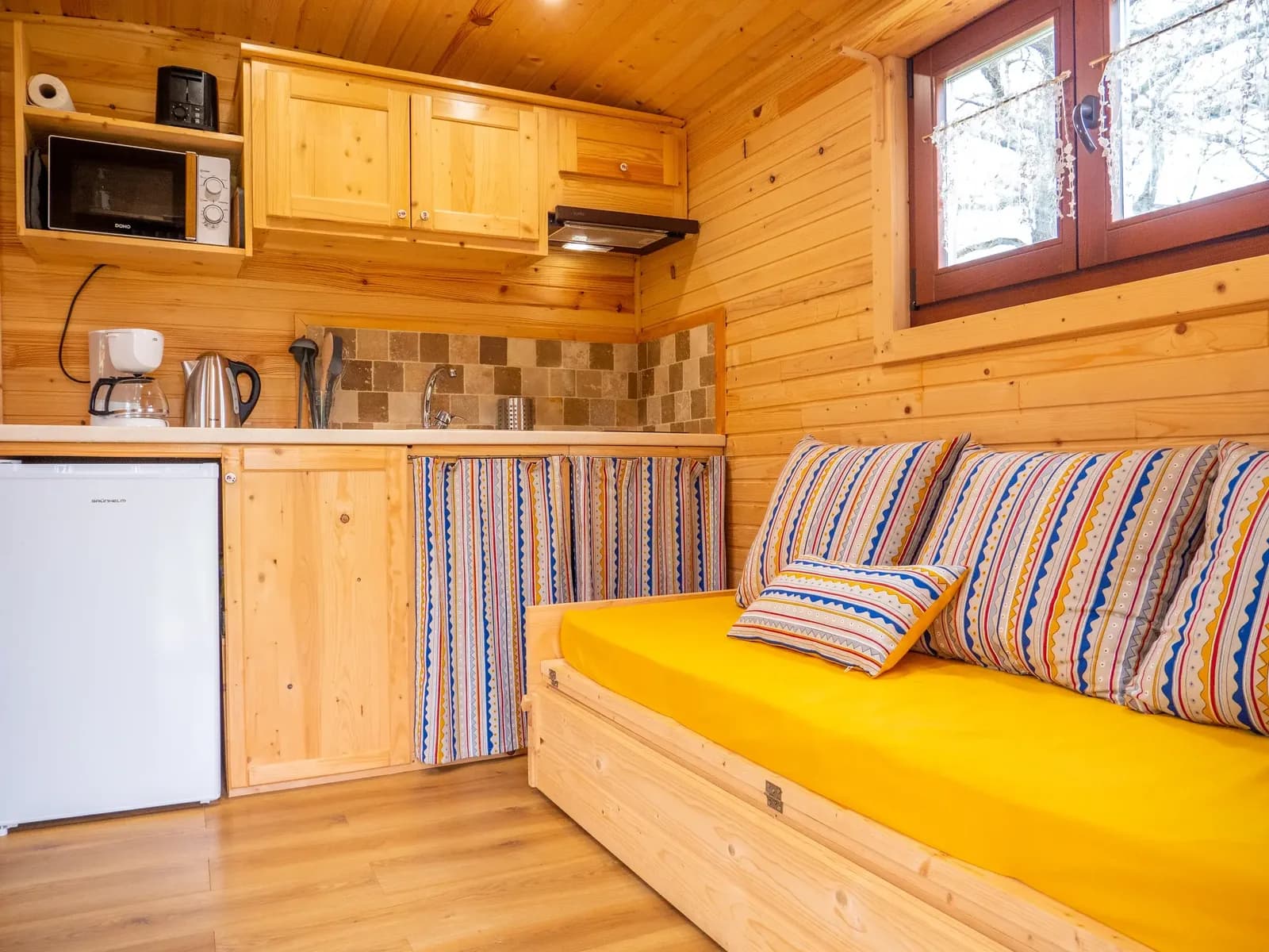 Roulotte Jaune - Les rouges-gorges - Photo 5