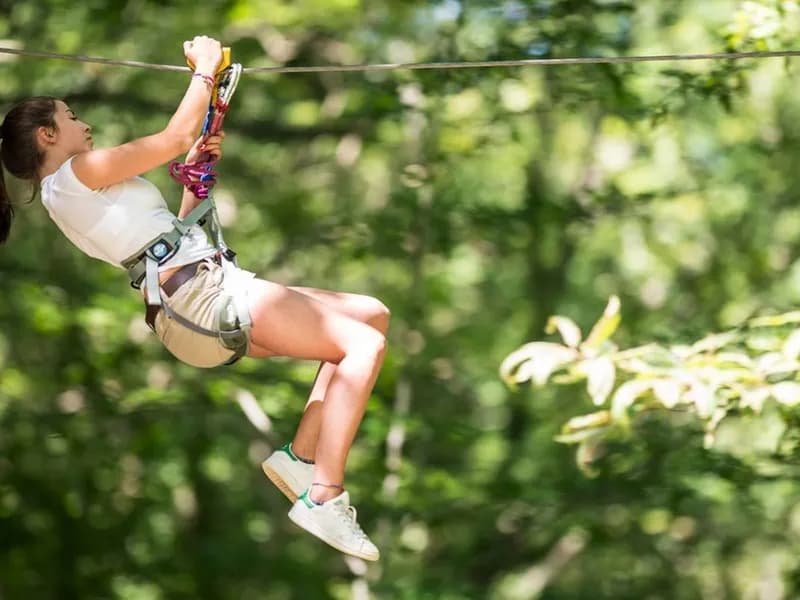 Adventure park in Ariège, outdoor activities for school holidays