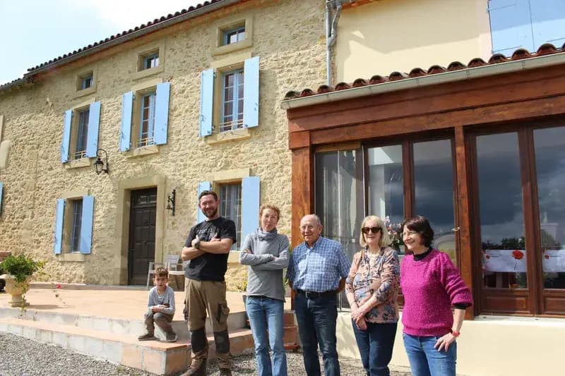 Florence et Benoît, propriétaires du Domaine de la Trille, ferme certifiée HVE
