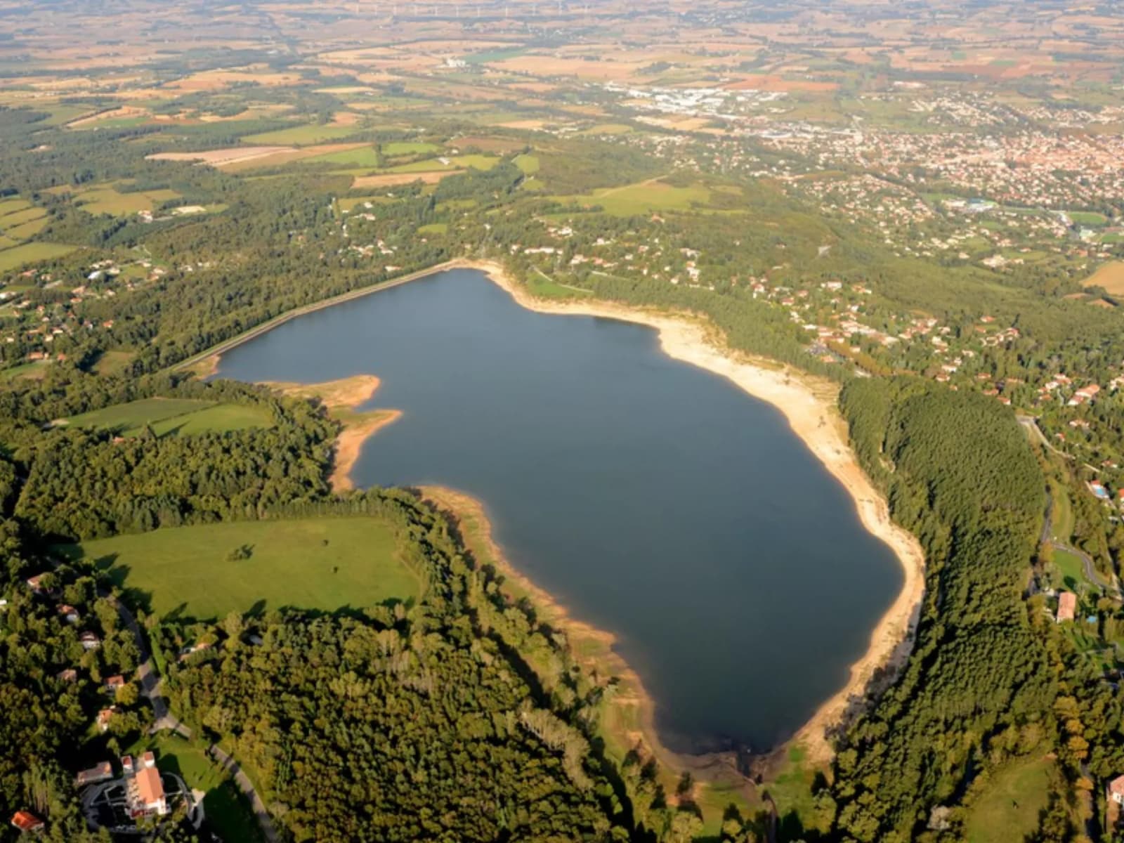 Llac de Saint-Ferréol